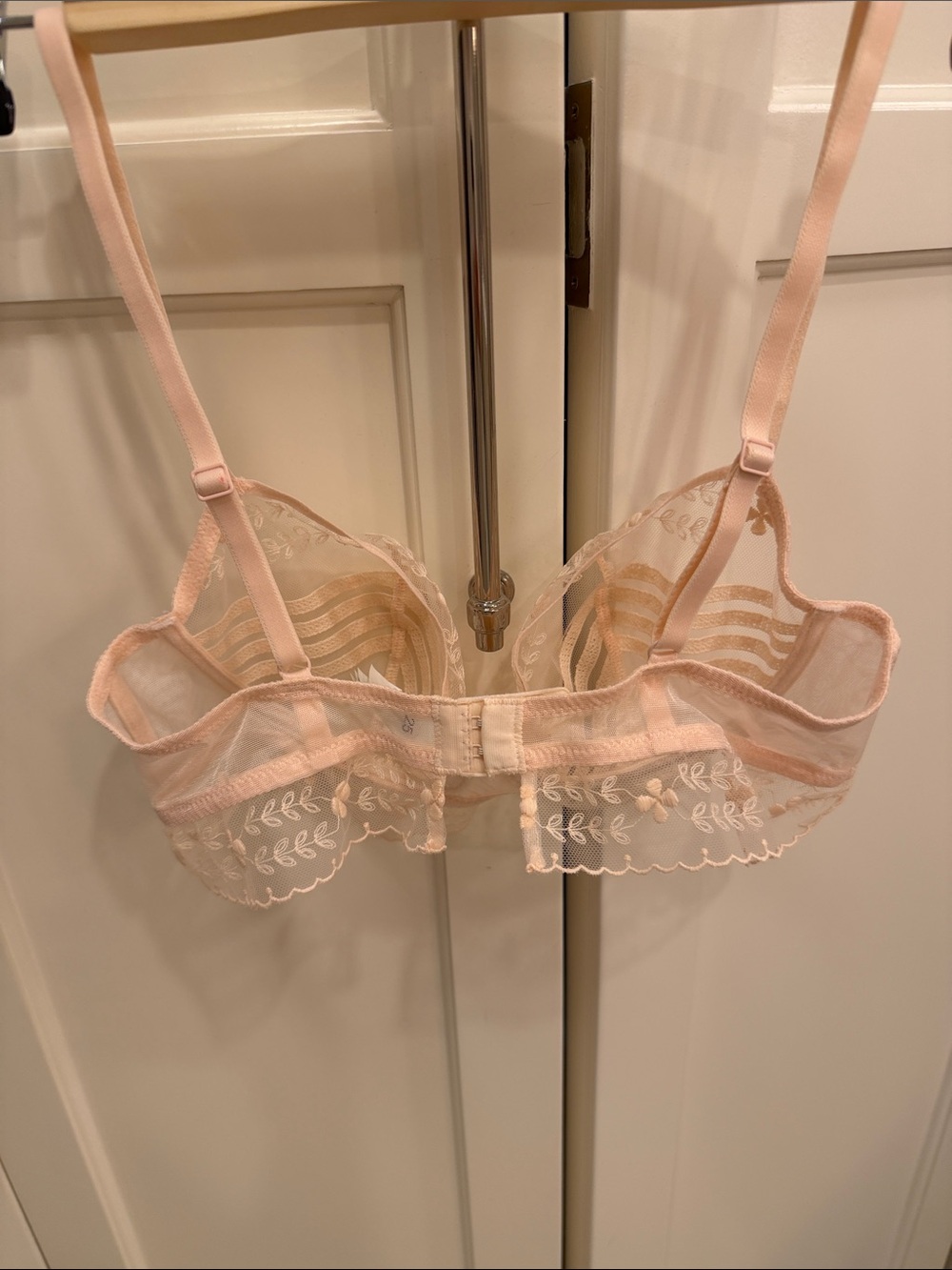 Simone Perele pink lace bra - Picture 3 of 3